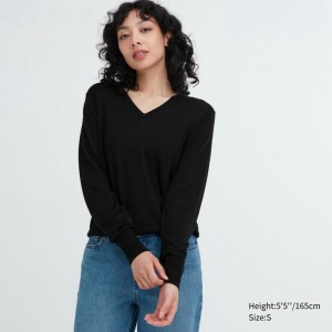 Uniqlo Merino V Neck Women Jumper Black US | PNZF-94035