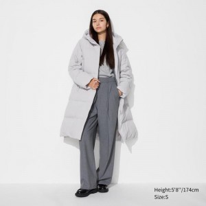 Uniqlo Seamless Down Long Women Coats Light Grey US | VNJS-01935