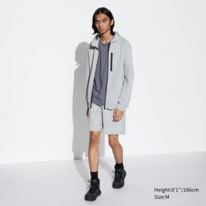 Uniqlo Ultra Stretch DRY-EX Men Shorts Light Grey US | AVPR-10826