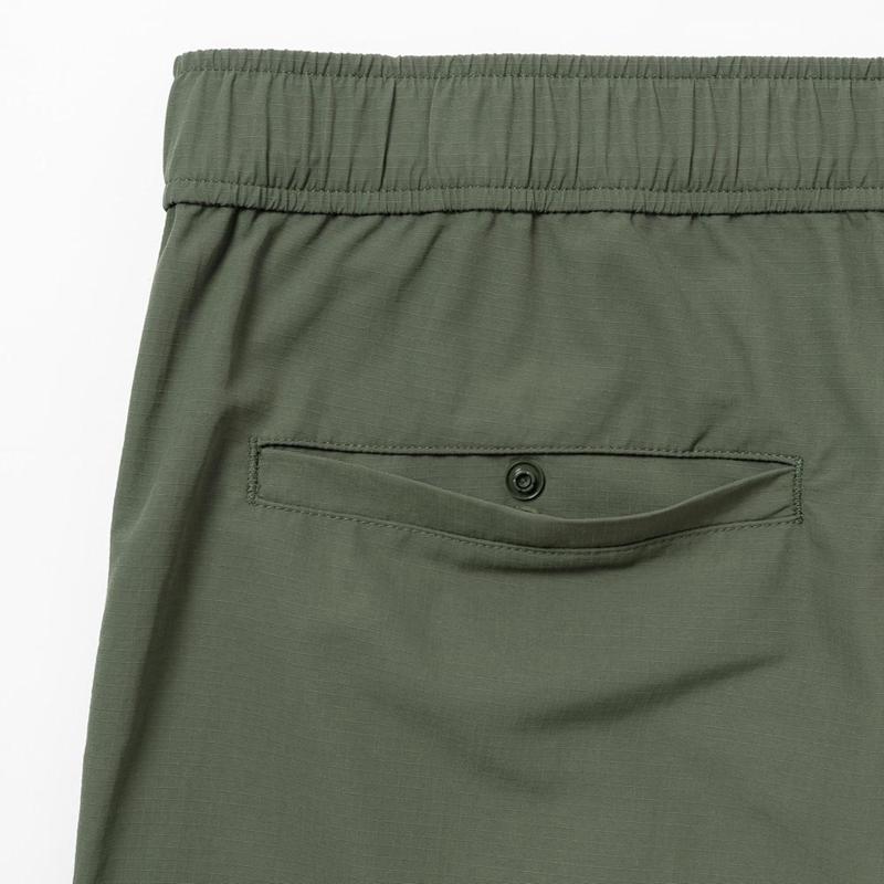 Uniqlo Geared Men Shorts Brown  US |  JCSA-42605