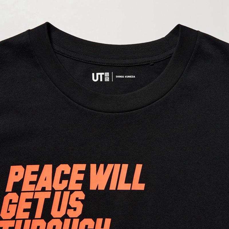 Uniqlo PEACE FOR ALL Graphic (Shingo Kunieda) Men T-Shirt Black  US |  QFYV-34209