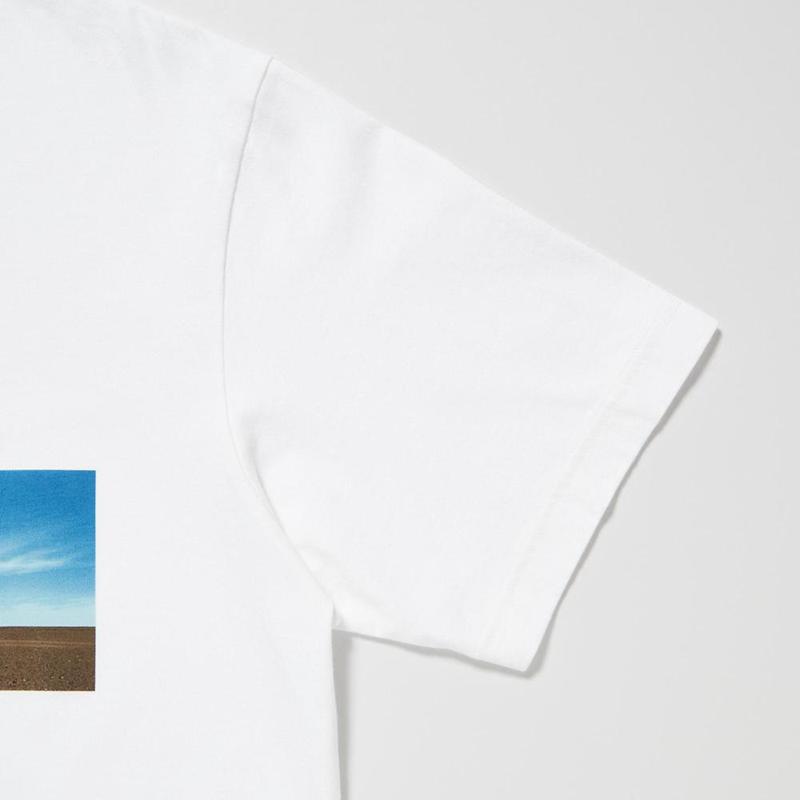 Uniqlo PEACE FOR ALL Graphic (Wim Wenders) Men T-Shirt White  US |  ZQAV-53290