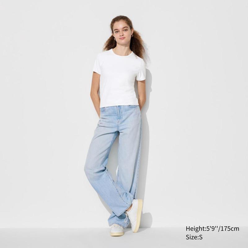 Uniqlo Ultra Stretch AIRism Women T-Shirts White  US |  WNME-27130